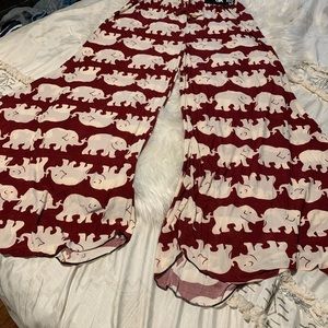 New Alabama Elephant wide leg pants . Tags still on never worn . Cute